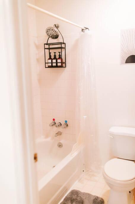 Cozy 3-Bed Athens Getaway, Right Near Uga! Διαμέρισμα Εξωτερικό φωτογραφία