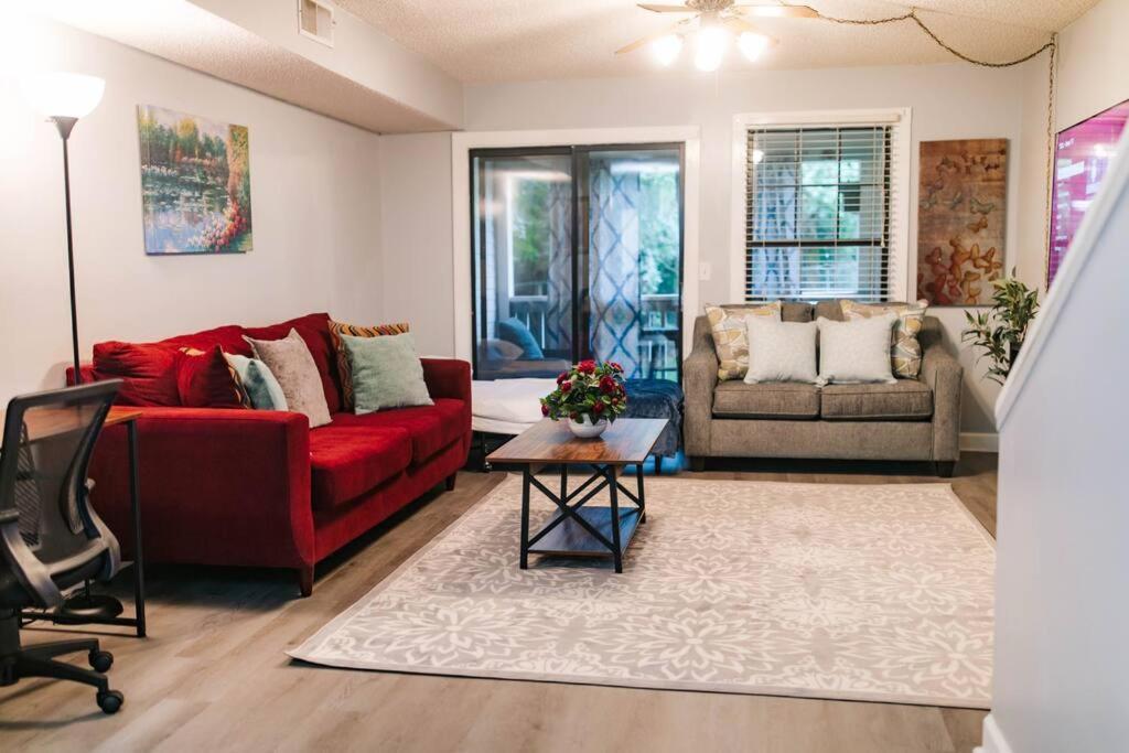 Cozy 3-Bed Athens Getaway, Right Near Uga! Διαμέρισμα Εξωτερικό φωτογραφία