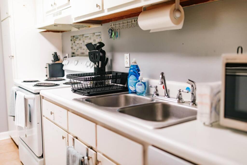 Cozy 3-Bed Athens Getaway, Right Near Uga! Διαμέρισμα Εξωτερικό φωτογραφία