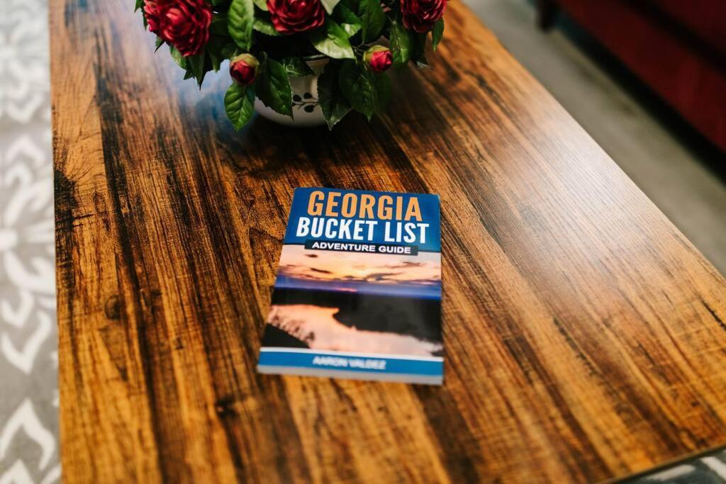 Cozy 3-Bed Athens Getaway, Right Near Uga! Διαμέρισμα Εξωτερικό φωτογραφία